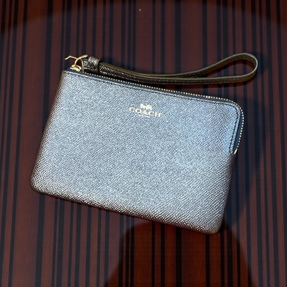 Coach Blue Metallic Wristlet NWOT - Picture 3 of 3